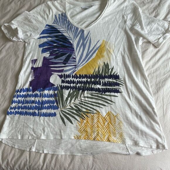 Chico's Women’s Tee Loose Fit EUC - Picture 6 of 6
